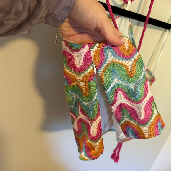 Gianni Bini Coordinating Crochet Set - Picture 7 of 16